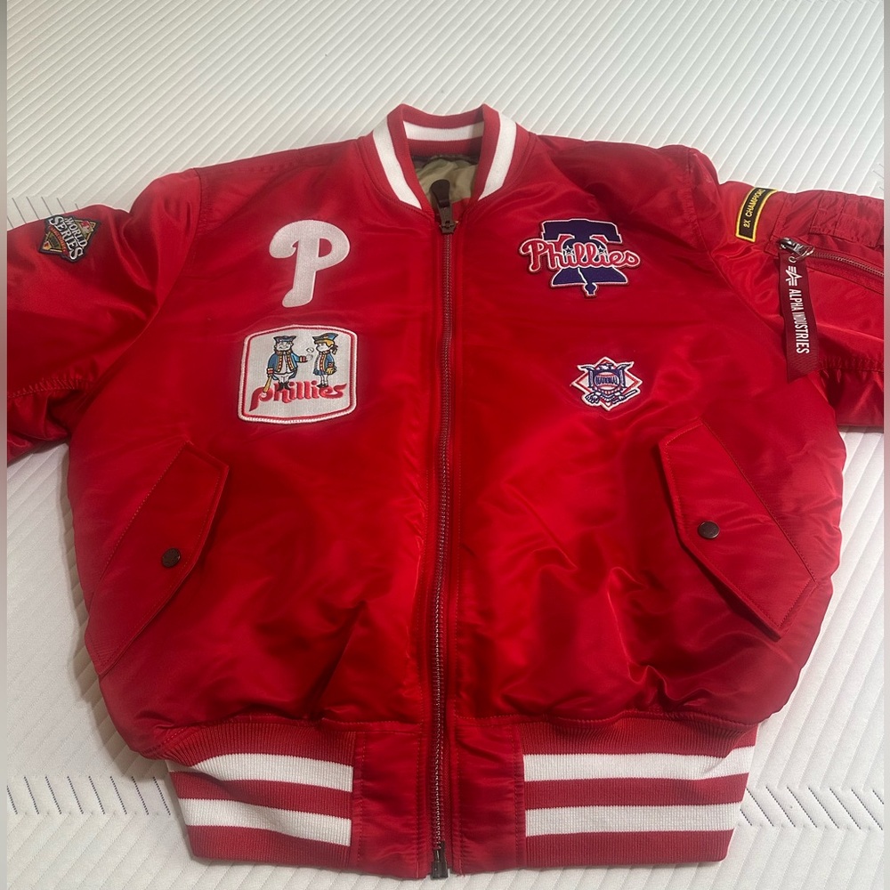 Alpha Industries Philadelphia Phillies Bomber Jacket. XL